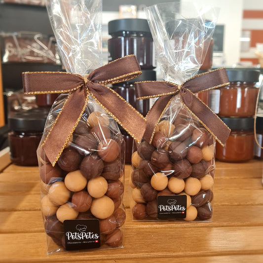Billes crunchy aux 3 chocolats (Épeautre soufflé VD)